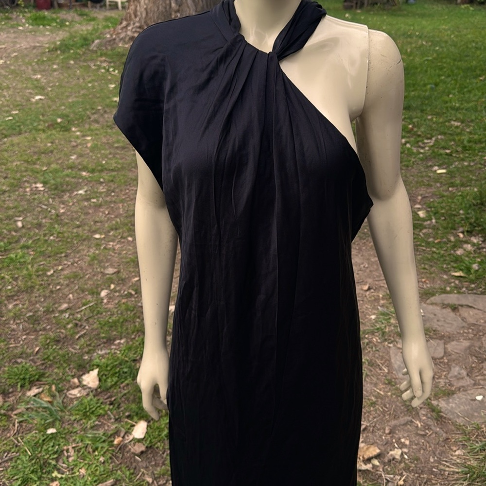 Banana Republic One-Shoulder Black Dress 100% silk